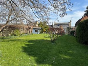 Photo 24- click for photo gallery